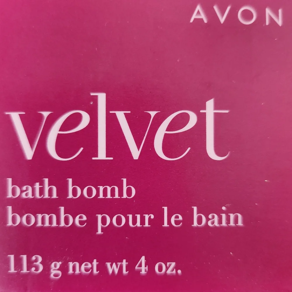 2 Bath Bomb Velvet Avon